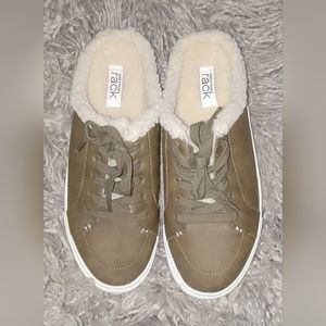 Nordstrom Rack Green Faux Fur Lined Slip On Sneakers Size 8